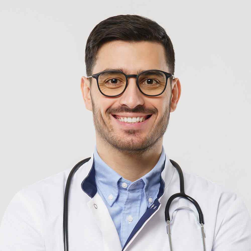 https://arunhos.co.in/wp-content/uploads/2021/08/team_04.jpg